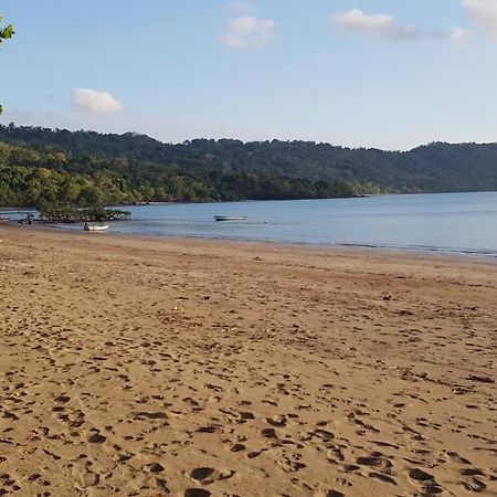Joli F3 A Une Minute De La Plage Boueni Екстер'єр фото